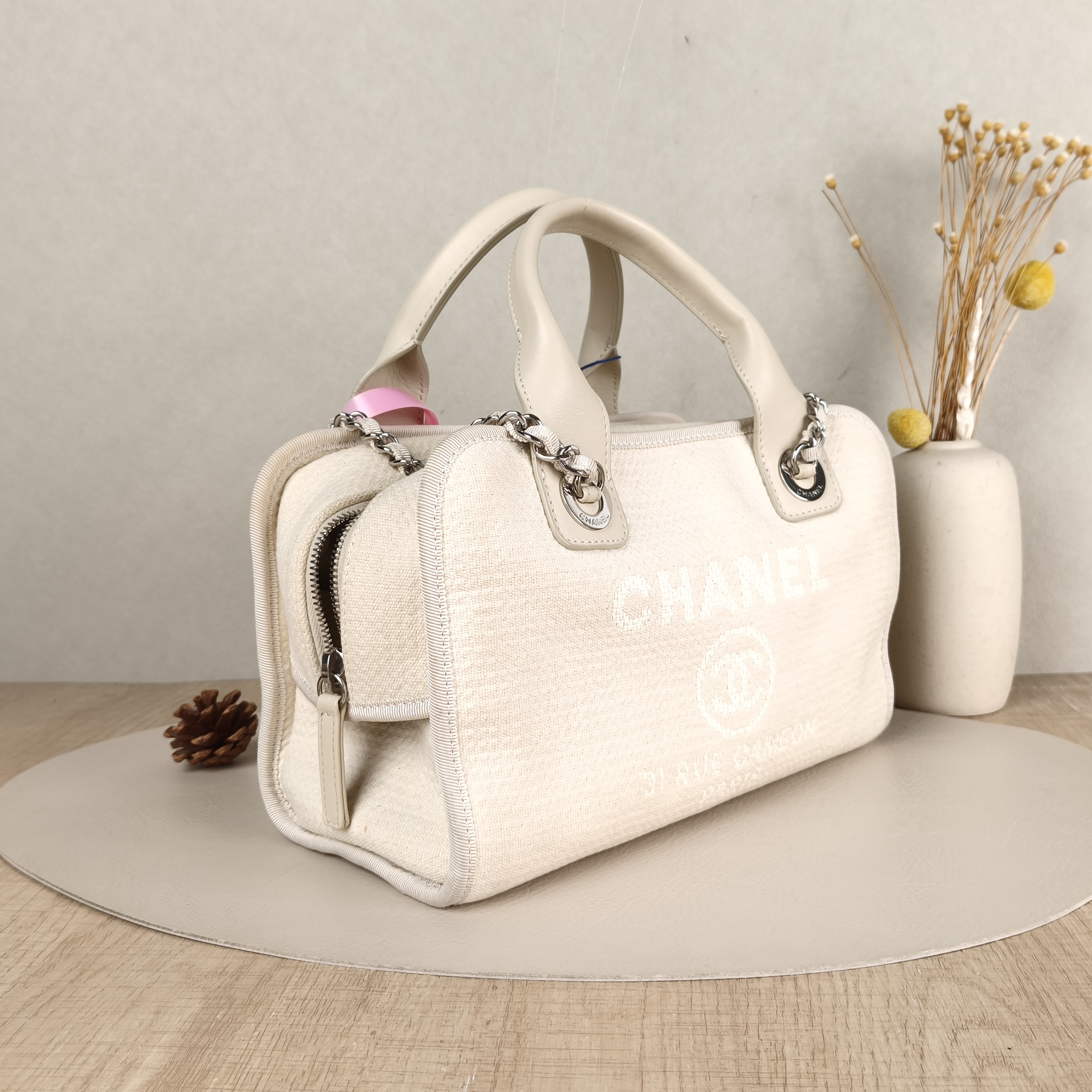 Chanel Crossbody Bag White Canvas One Size28.5 × 12 × 18 cm — cover view 5 of 5