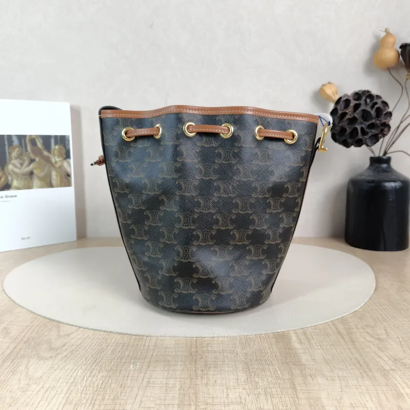 CELINE Crossbody Bag Triomphe Bucket Bag Monogram PVC Small14 × 14 × 21 cm — cover view 3 of 5