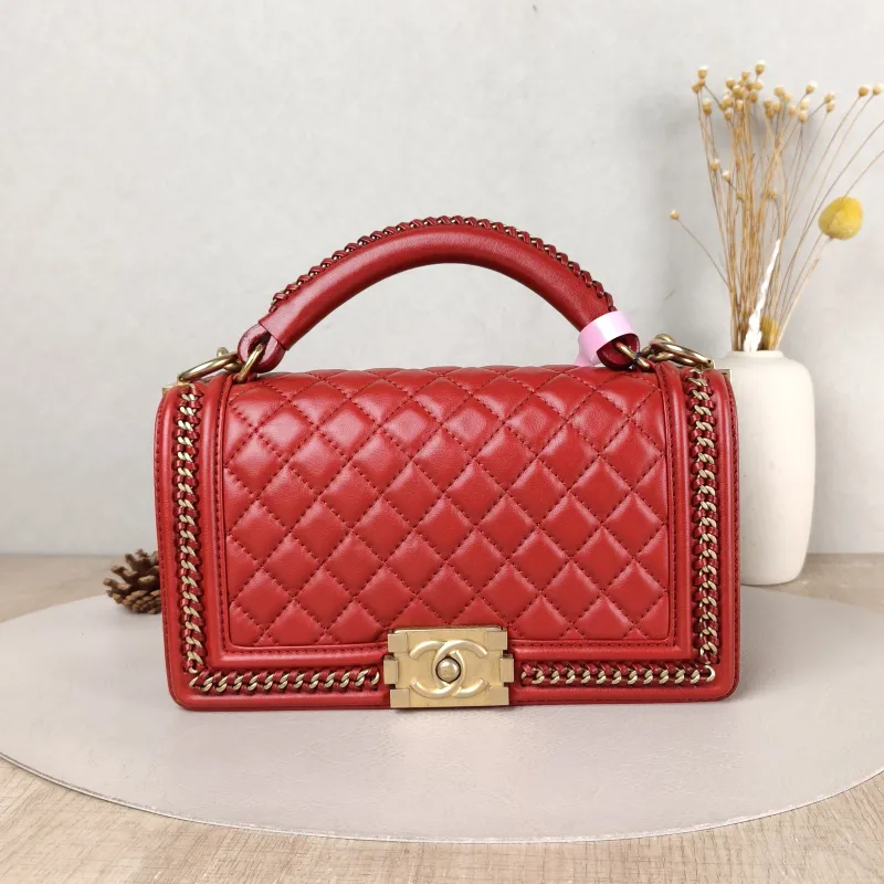 Chanel Crossbody Bag Le Boy​ Red Lambskin Medium 25 × 9 × 15 cm 24