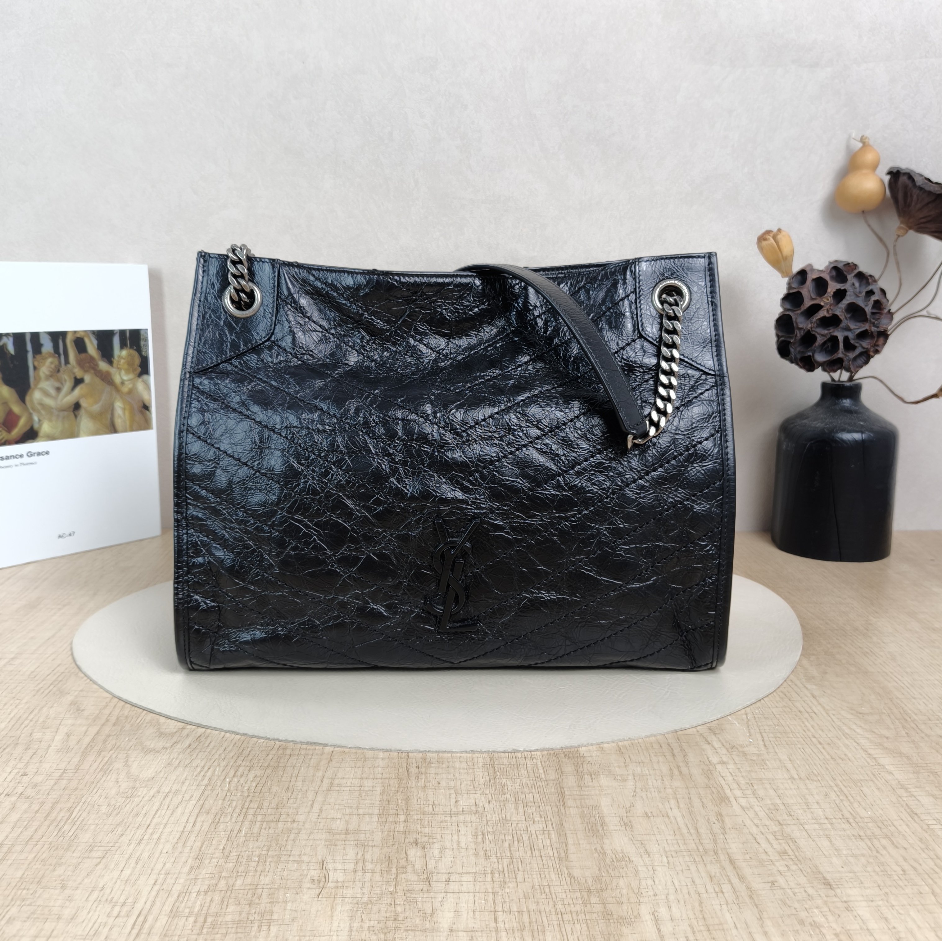 SAINT LAURENT Shoulder Bag NIKI SHOPPING Shopping Tote Black Waxed Leather Medium33 × 11.5 × 27 cm