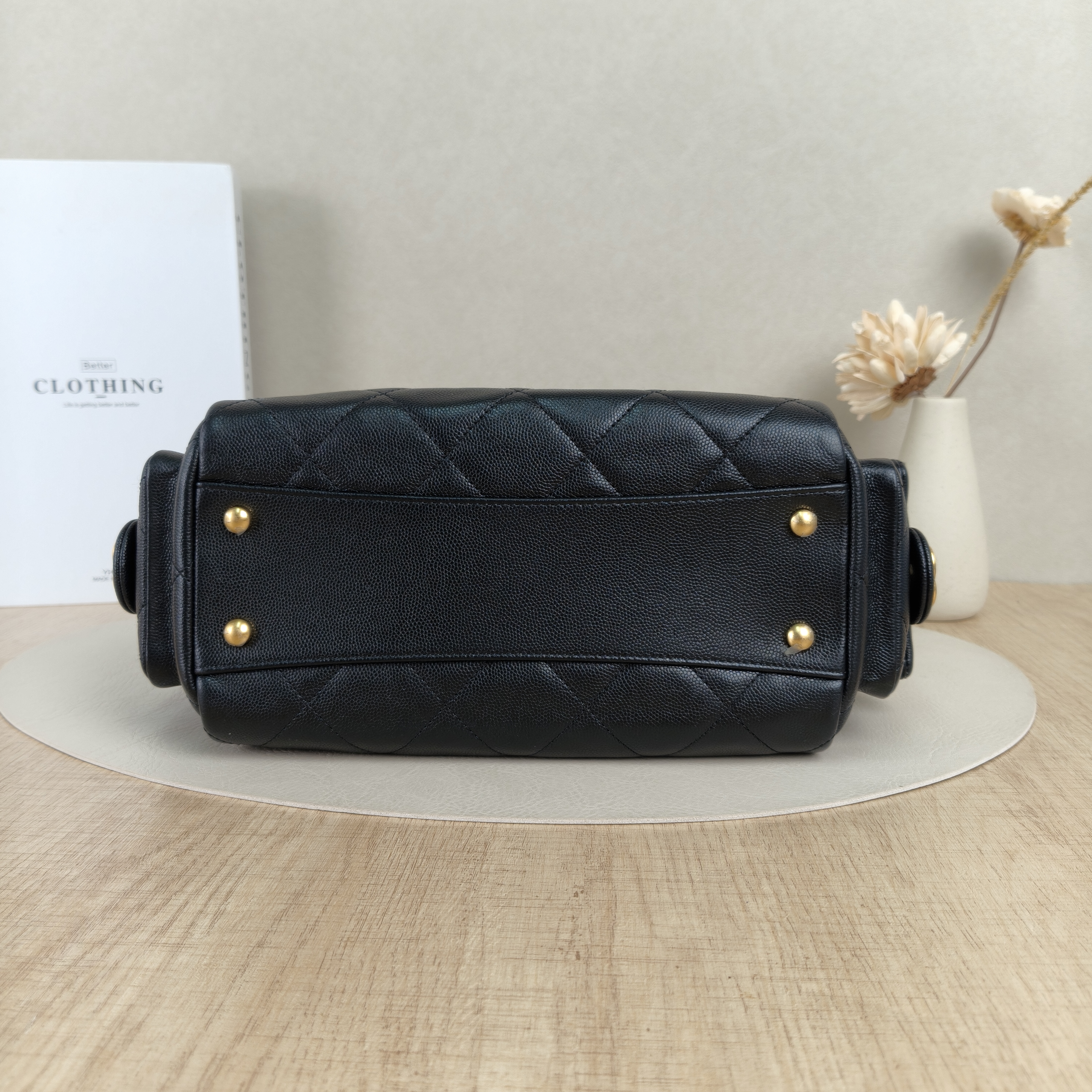 Chanel Shoulder Bag tote Black Calfskin One Size25 × 11.5 × 18 cm — cover view 3 of 8