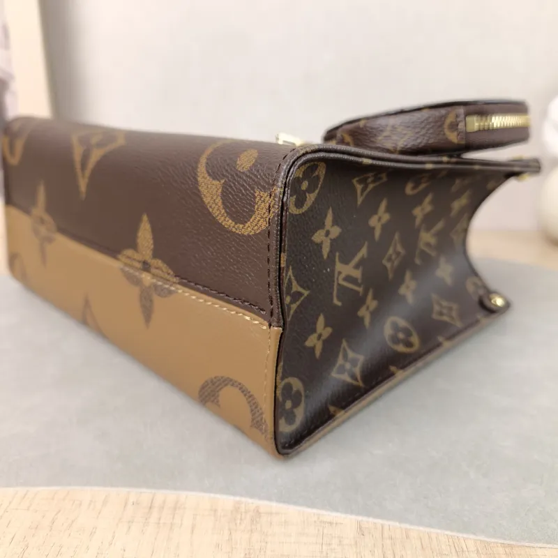 Louis Vuitton Shoulder Bag Onthego Monogram PVC Small 25 × 11.5 × 19 cm — detail view 13 of 14