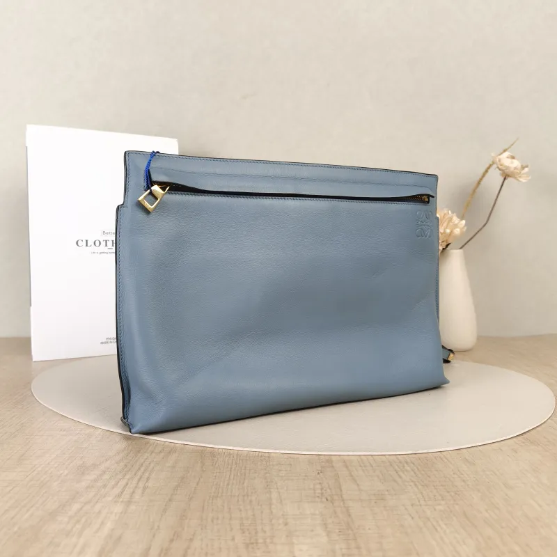 LOEWE Crossbody Bag Calfskin 32 × 5 × 21 cm — cover view 5 of 5
