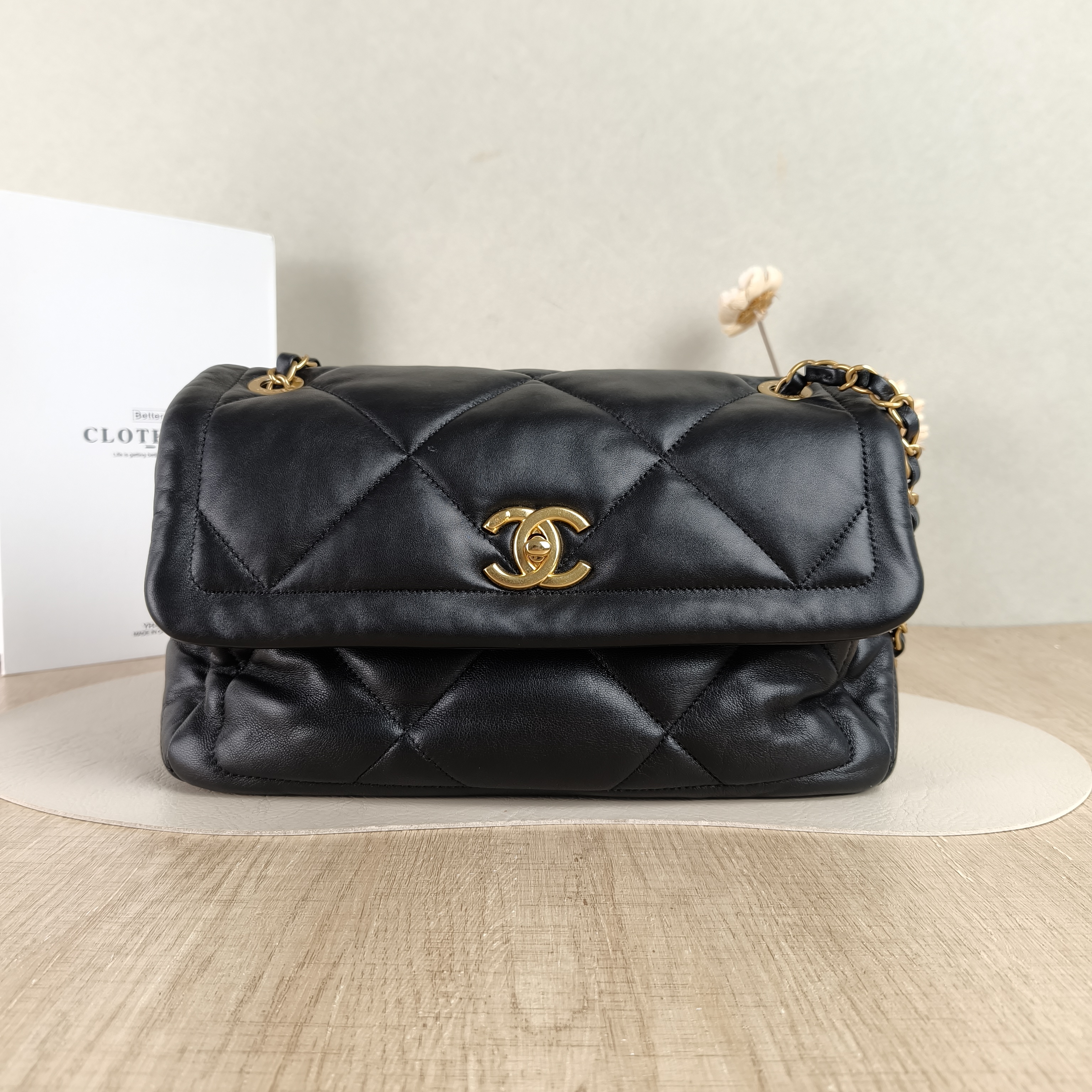 Chanel Shoulder Bag Editioncf Black Lambskin One Size28 × 9 × 19 cm