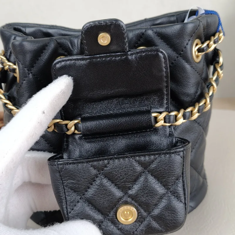 Chanel Backpack Backpack Black Lambskin One Size17 × 12 × 16 cm — detail view 11 of 13
