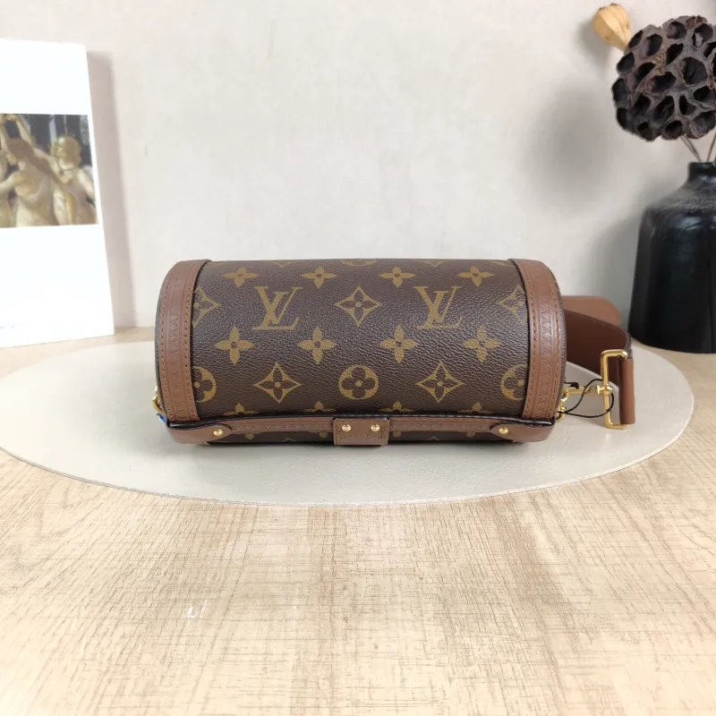 Louis Vuitton Crossbody Bag Papillon Trunk Monogram PVC Small19 × 9 × 9 cm — cover view 2 of 6