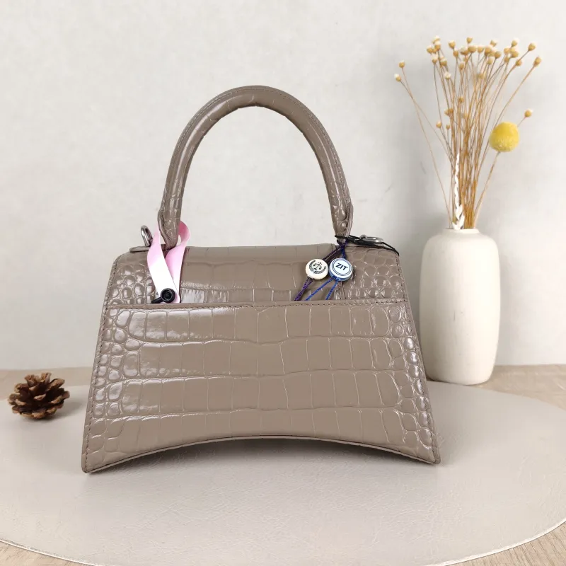 BALENCIAGA Crossbody Bag Hourglass Hourglass Bag Calfskin Small 23 × 10 × 14 cm — cover view 4 of 5