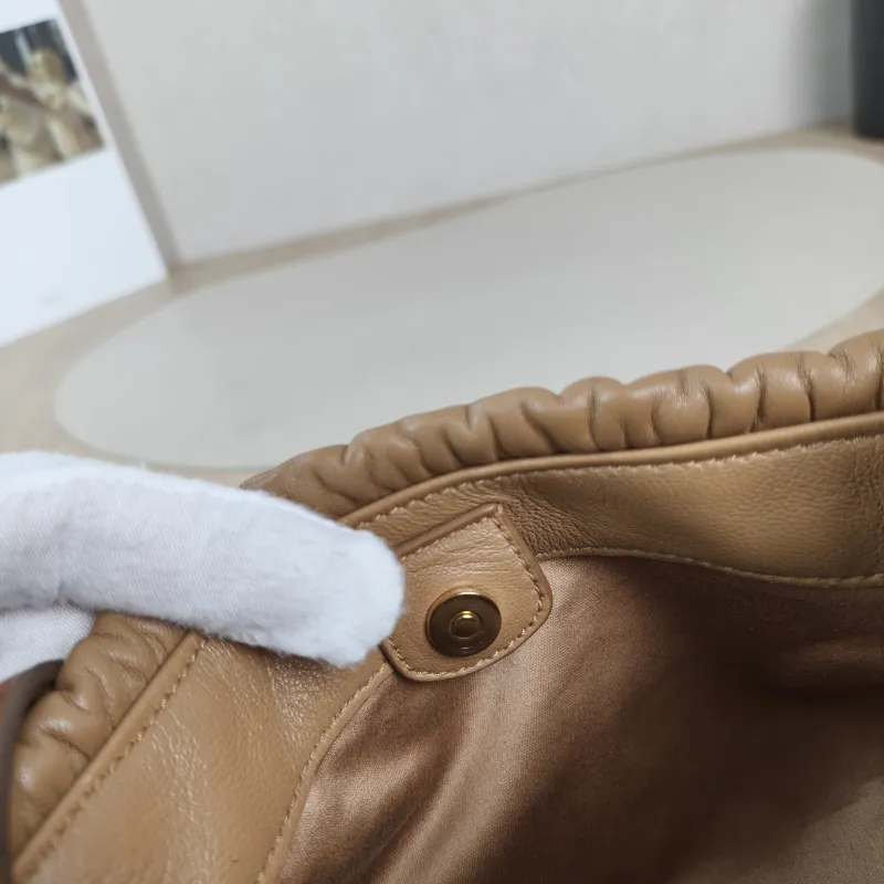 Miumiu Shoulder Bag Aventure Shoulder Bag Caramel Lambskin 22 × 9 × 11 cm — detail view 9 of 11