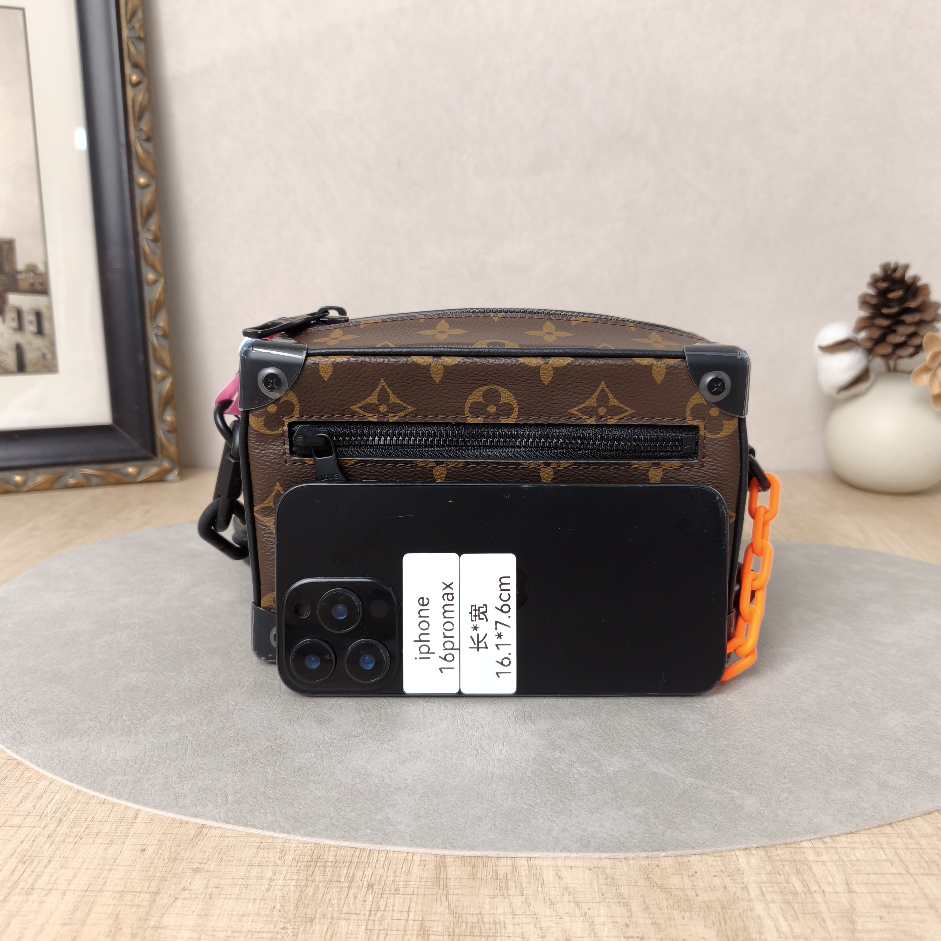 Louis Vuitton Crossbody Bag SOFT TRUNK Box Monogram PV Cmini18.5 × 8 × 13 cm — cover view 3 of 6
