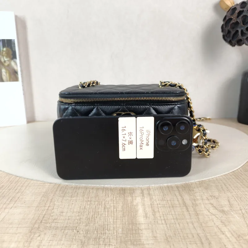 Chanel Crossbody Bag C Edition Black Lambskin One Size 16 × 8 × 9.5 cm — cover view 2 of 6