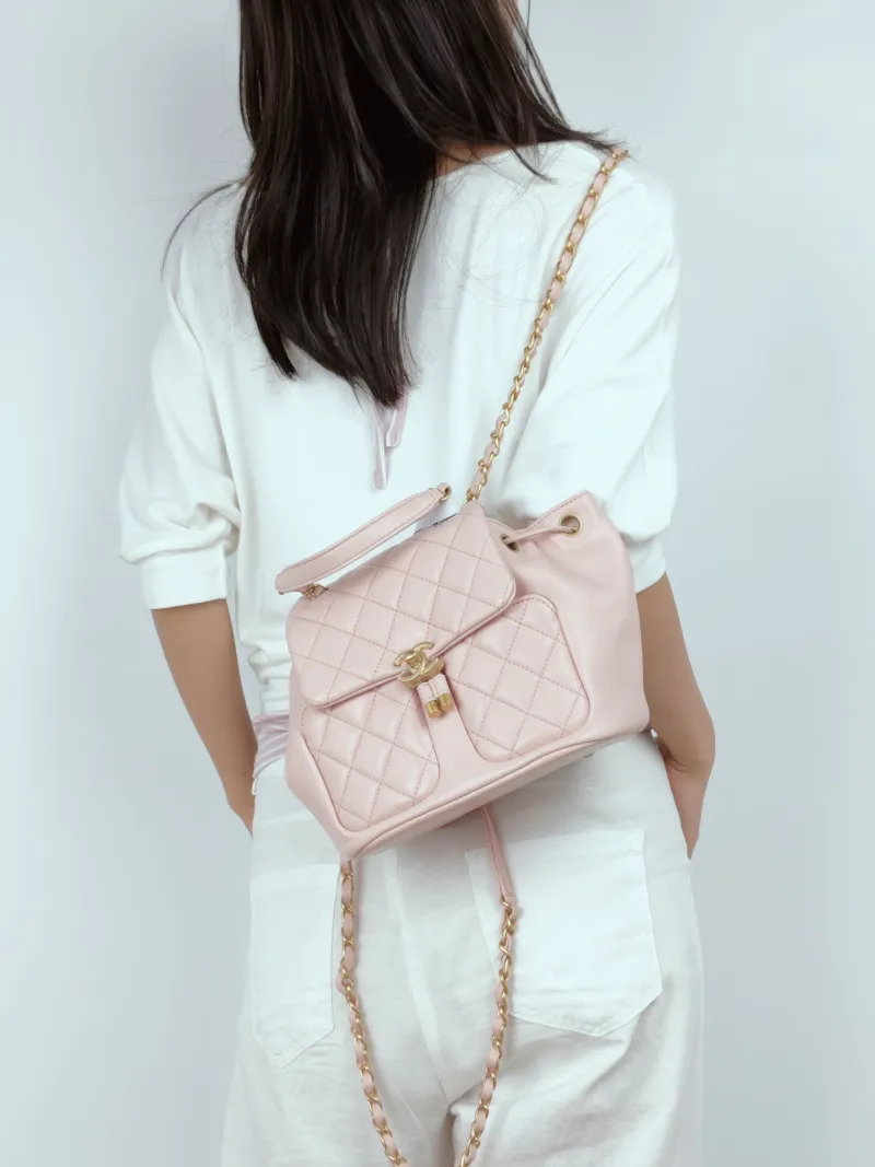 Chanel Crossbody Bag23k Backpack Pink Lambskin One Size20 × 12 × 23 cm — on-model view 3 of 3