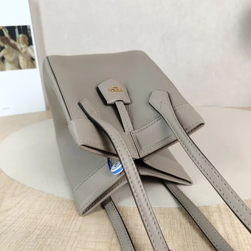 FENDI Crossbody Bag origami Grey Calfskin Mini 18.5 × 15 × 15 cm — detail view 8 of 11