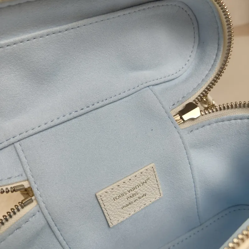 Louis Vuitton Shoulder Bag VANITY POUCH Cosmetic Bag White · Blue Calfskin One Size19 × 6.5 × 11.5 cm — detail view 8 of 13