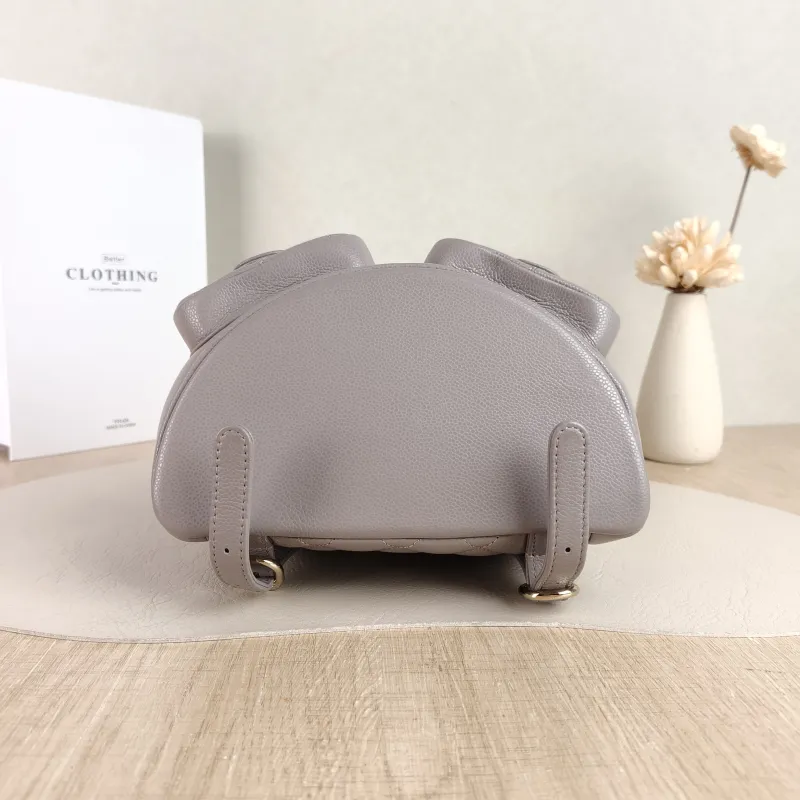 Chanel Backpack Duma Grey Grained Calfskin Medium 20.5 × 11.5 × 20 cm — cover view 5 of 5