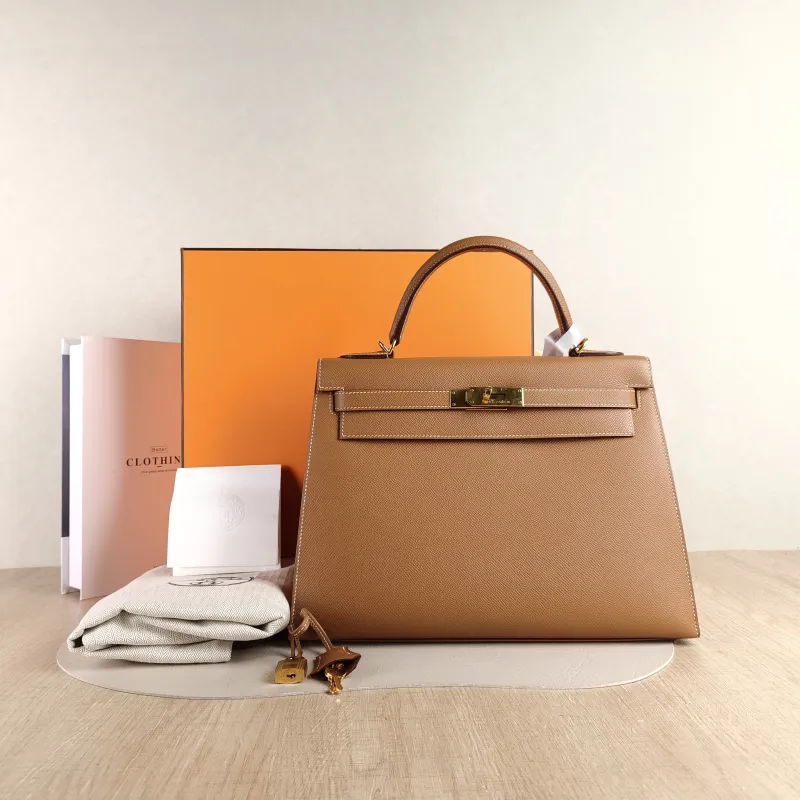 Hermès Shoulder Bag Kelly 32 Gold-Tone Hardware Epsom Calfskin Large 32 × 11 × 23 cm Y — cover view 6 of 6