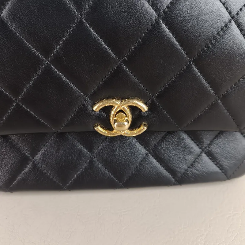 Chanel Crossbody Bag 24c mini Black Lambskin One Size 20.5 × 6 × 14 cm — detail view 5 of 13