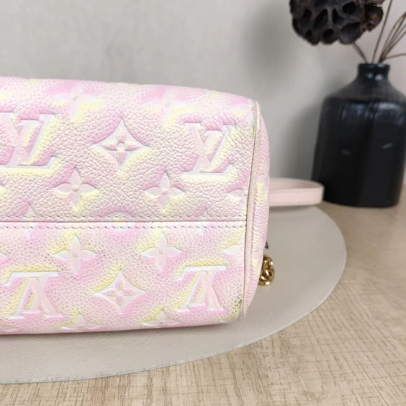 Louis Vuitton Crossbody Bag Speedy20 Collection · Calfskin One Size 20.5 × 12 × 13.5 cm — detail view 1 of 10