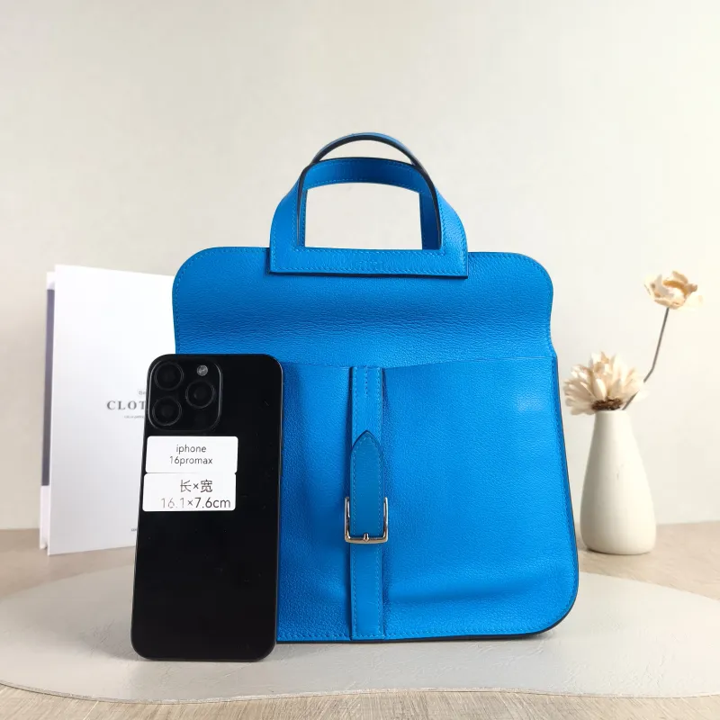 Hermès Shoulder Bag Halzan 25 Evercolor Calfskin Small 25 × 8 × 17 cm B — cover view 2 of 5