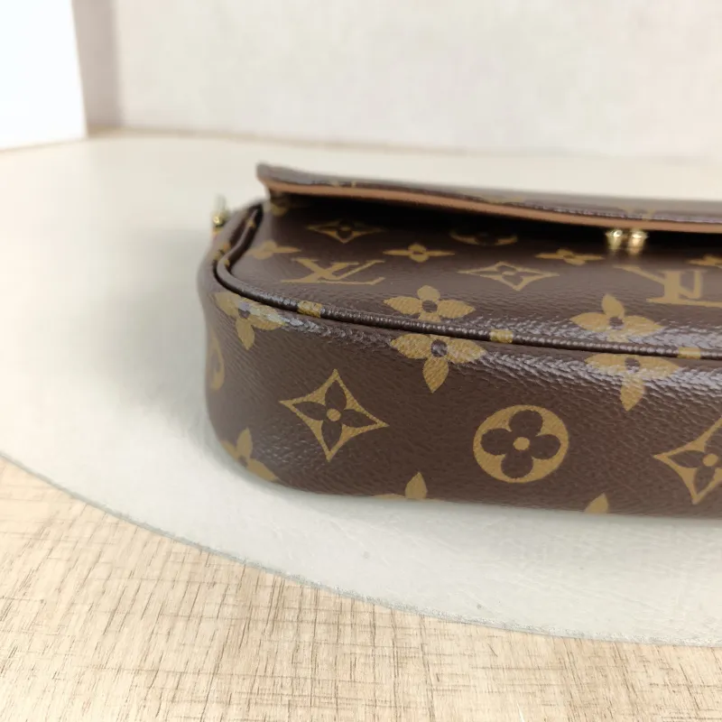 Louis Vuitton Crossbody Bag IVY Monogram PVC Small23.5 × 4.3 × 12 cm — detail view 3 of 13