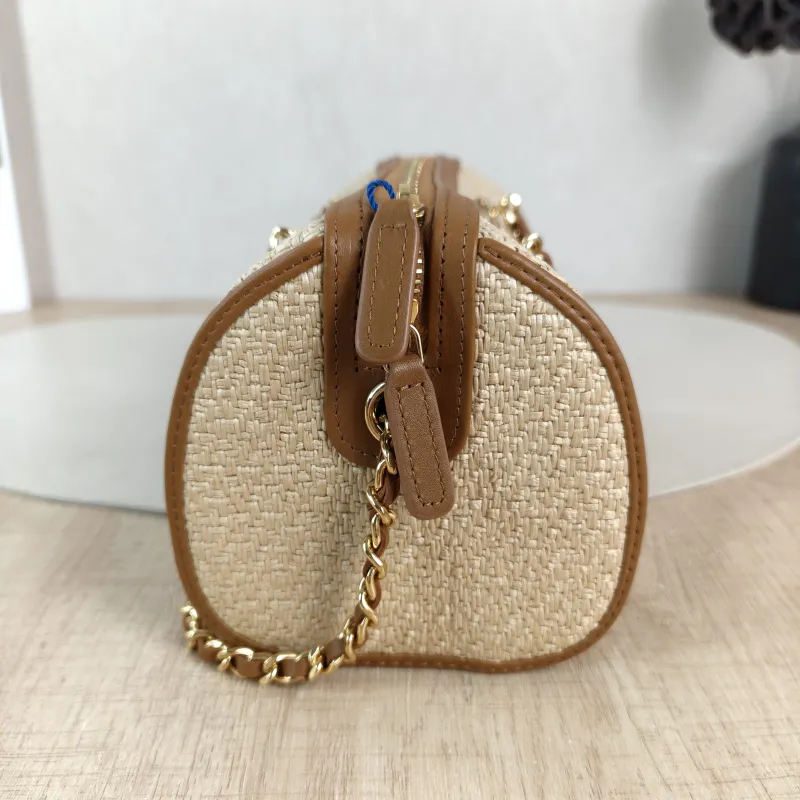 Chanel Crossbody Bag Crossbody Bag Brown Woven Mini 19 × 11 × 11 cm — detail view 4 of 11