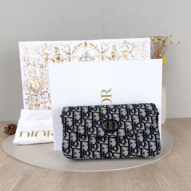 DIOR Crossbody Bag30 Montaigne woc Blue Canvas One Size21.5 × 3 × 12 cm — cover view 3 of 6