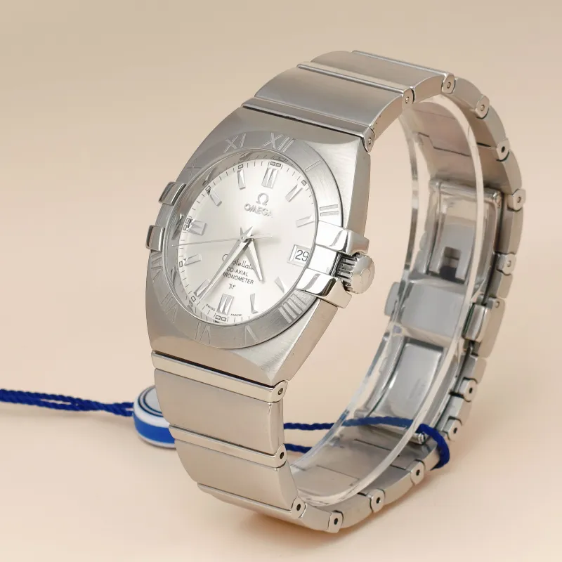 OMEGA Watch Watch Silver One Size38 — cover view 9 of 12