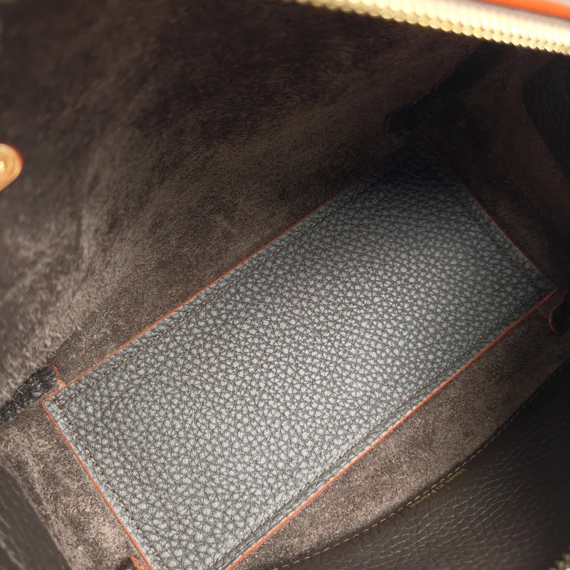 DELVAUX Top Handle Bag Cool Box Box Shoulder Bag Colorblock Calfskinmini21 × 11 × 13 cm — detail view 2 of 11