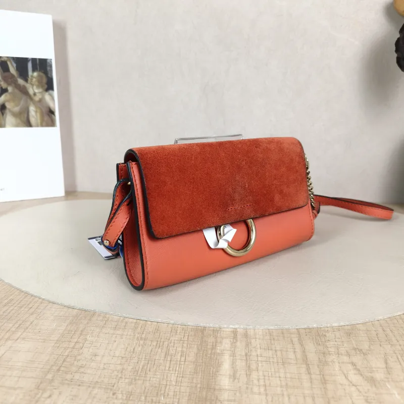 Chloé Shoulder Bag faye Crossbody Bag Red Calfskin 18 × 3 × 10 cm — cover view 2 of 5