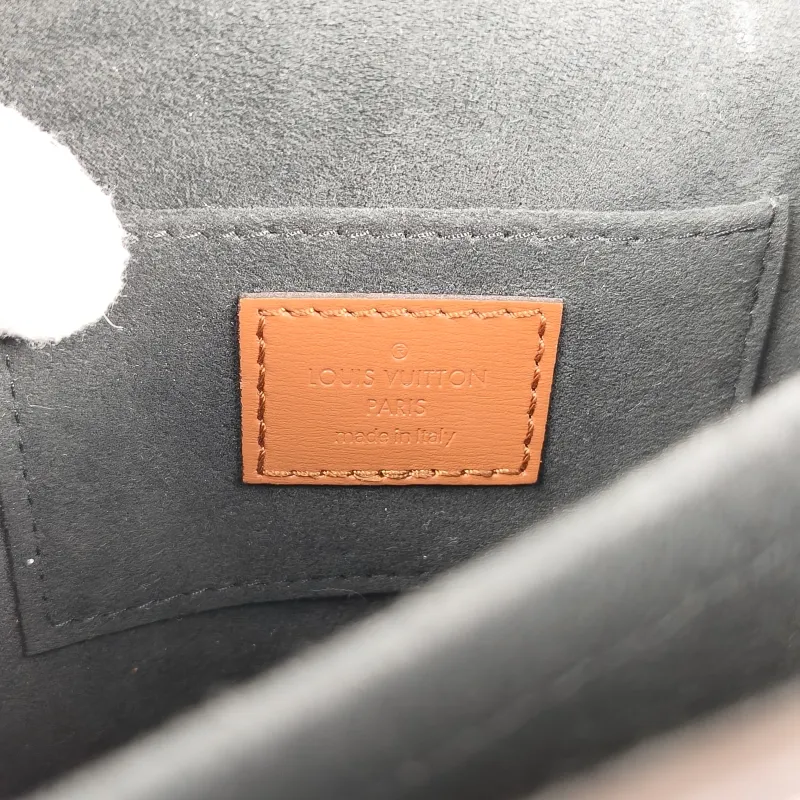 Louis Vuitton Crossbody Bag Dauphine Monogram PVC Mini 20 × 9 × 15 cm — detail view 2 of 11