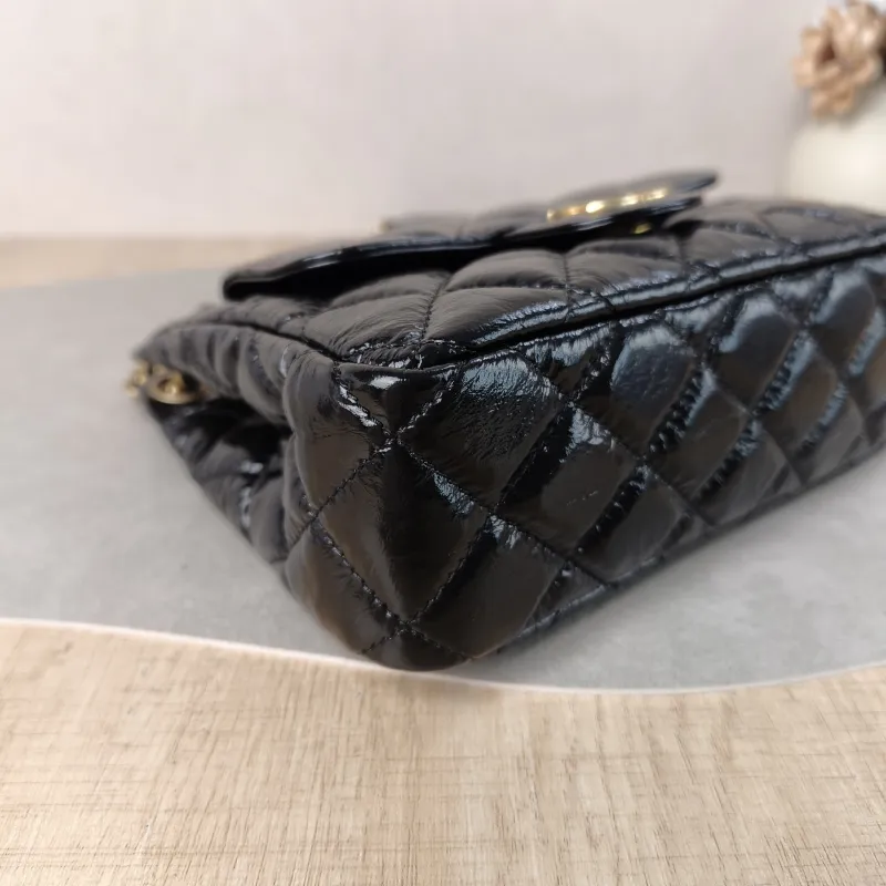 Chanel Crossbody Bag HOBO Black Waxed Leather Calfskin Small 19 × 6 × 17 cm — detail view 11 of 12
