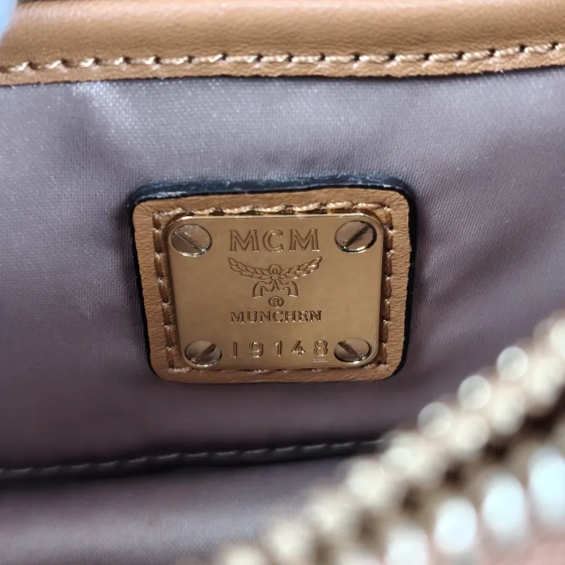 MCM Crossbody Bag Crossbody Bag 16 × 6 × 11 cm — detail view 12 of 16