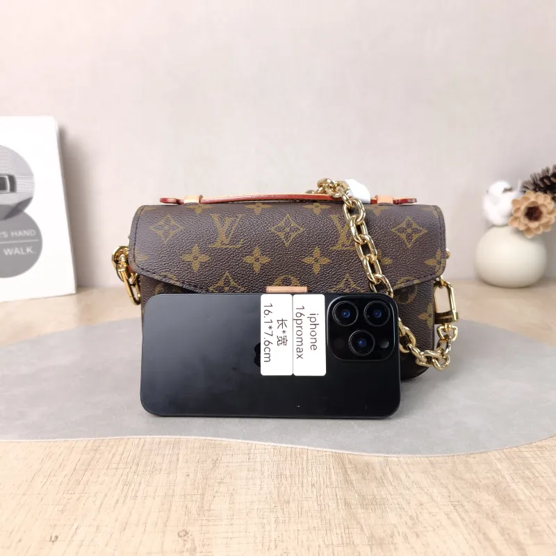Louis Vuitton Crossbody Bag Monogram PVC Small 21.5 × 6 × 13.5 cm — cover view 4 of 5