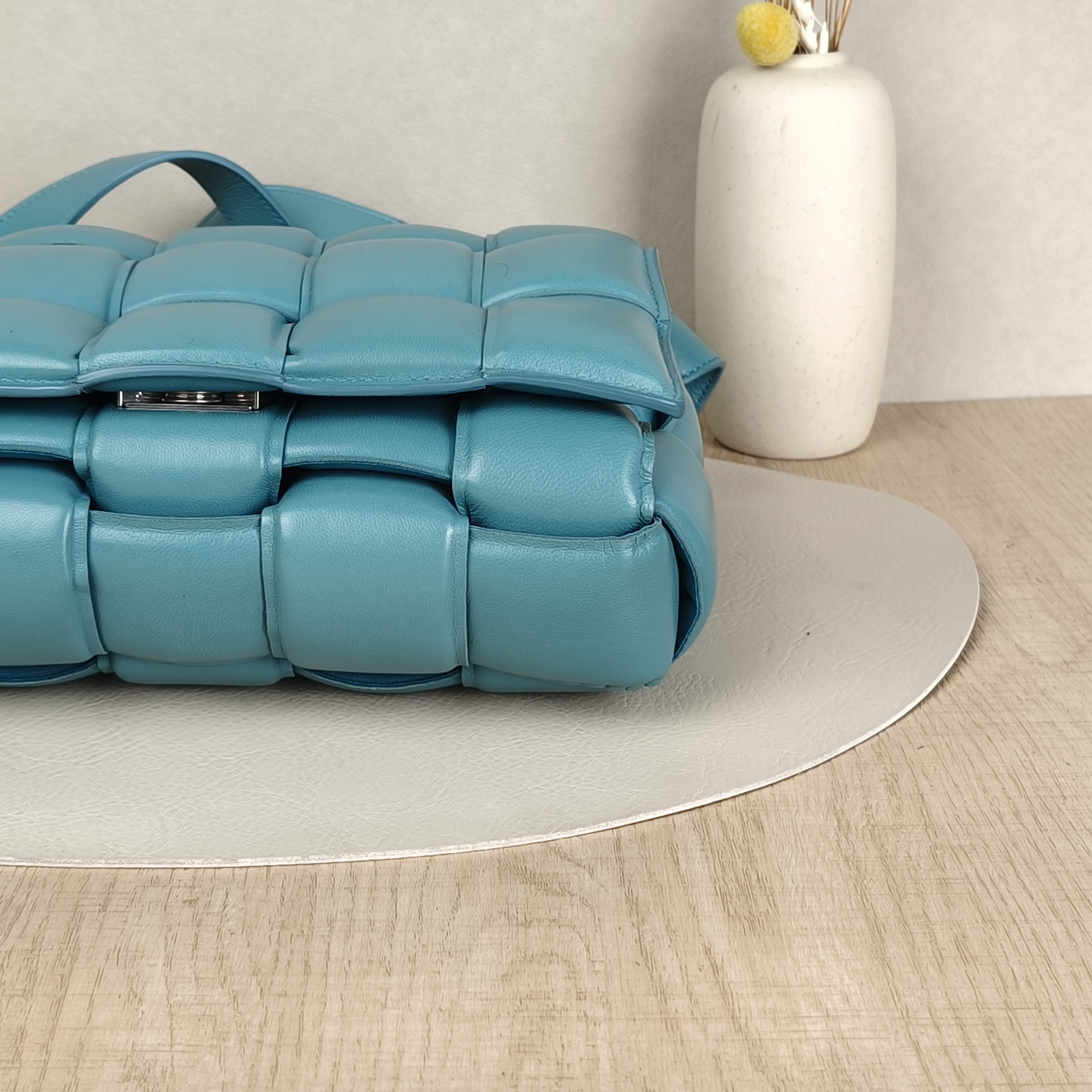 Bottega Veneta Crossbody Bag Cassette Woven Blue Lambskin 25 × 5.5 × 14.5 cm — cover view 4 of 9