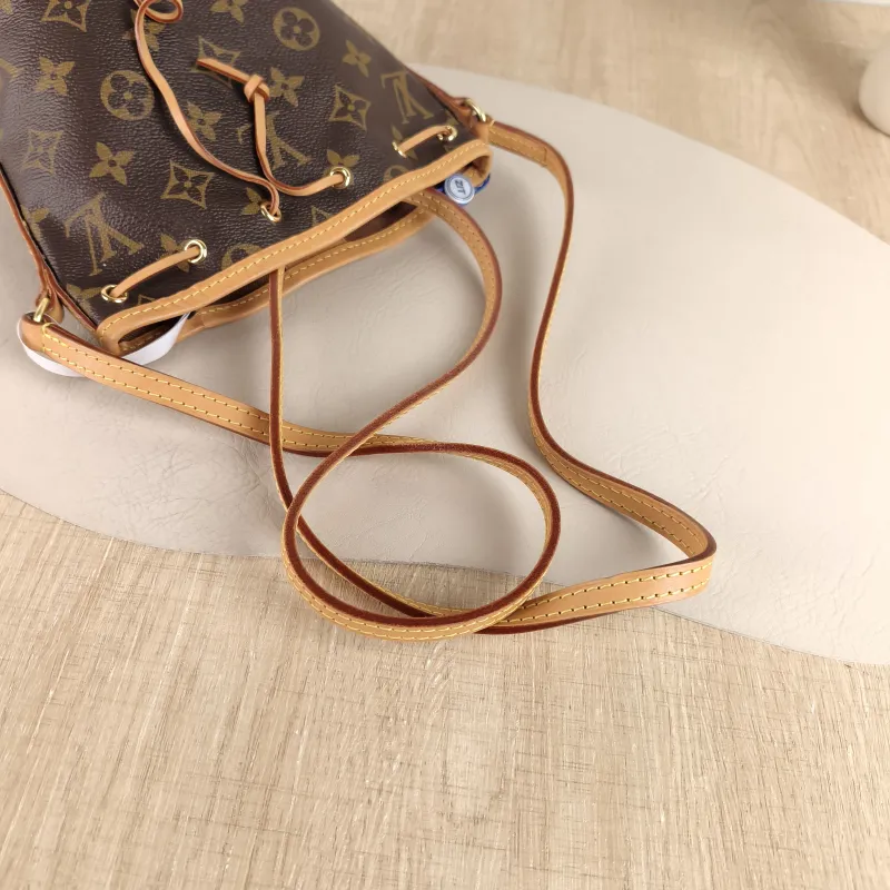 Louis Vuitton Crossbody Bag NANO NOÉ Bucket Bag Nano Monogram PVC nano 13 × 10 × 16 cm — detail view 1 of 10