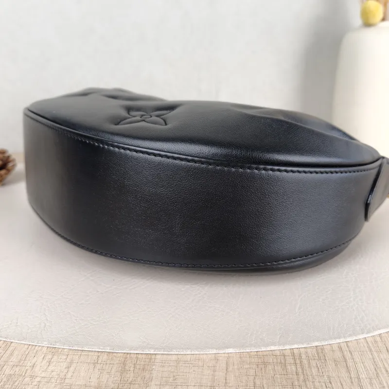 Louis Vuitton Crossbody Bag Over The Moon Black Calfskin 27.5 × 7 × 16 cm — detail view 8 of 10