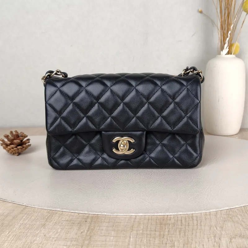 Chanel Crossbody Bag Classic Flap Large Mini CF Mini Black SL ambskin mini 20 × 6 × 12 cm