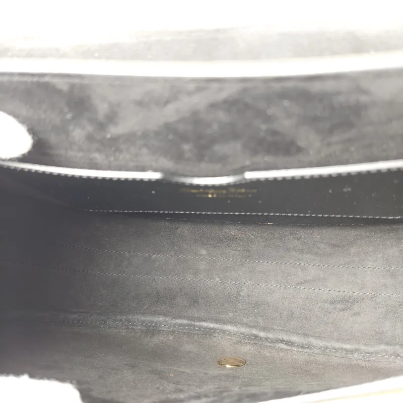 DIOR Crossbody Bag Bobby Black Calfskin Large 27 × 8 × 19.5 cm — detail view 13 of 14