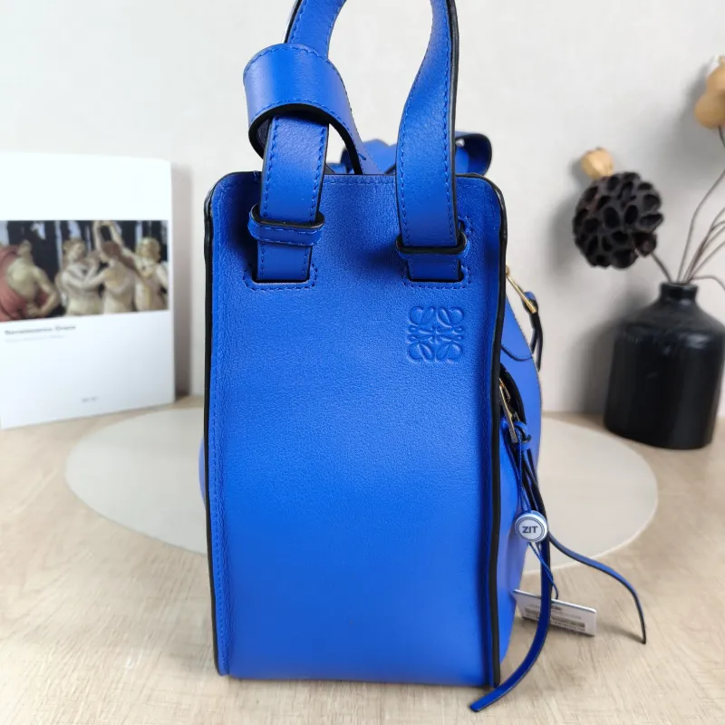 LOEWE Shoulder Bag Hammock Blue Calfskin Small 30 × 14 × 25 cm — detail view 5 of 9