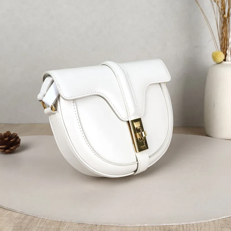 CELINE Crossbody Bag Besace 16 White Calfskin Small19 × 6 × 17 cm — cover view 2 of 5