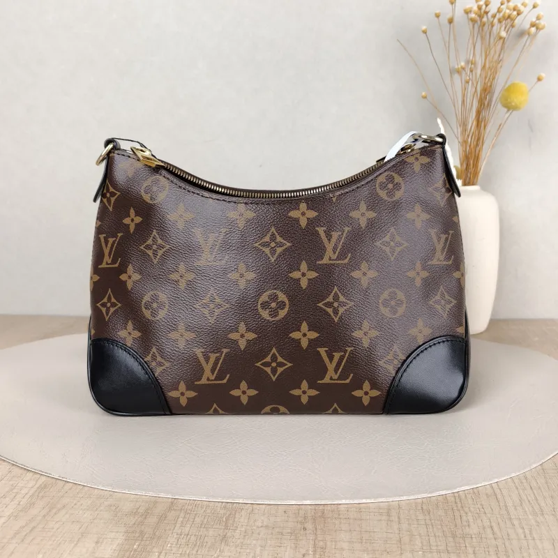 Louis Vuitton Crossbody Bag Boulogne PVC Small26 × 9.5 × 16 cm