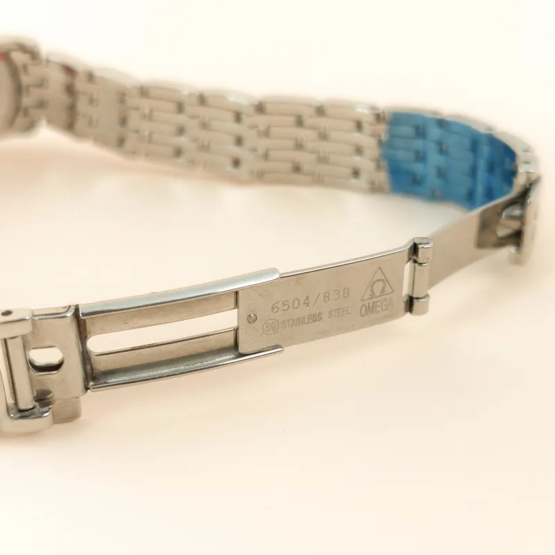 OMEGA Watch Collection Watch One Size 22 — cover view 5 of 8
