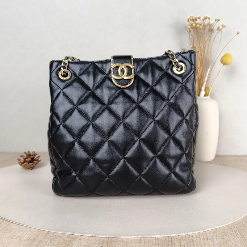 Chanel Shoulder Bag tote Black Lambskin One Size 23 × 8 × 23 cm