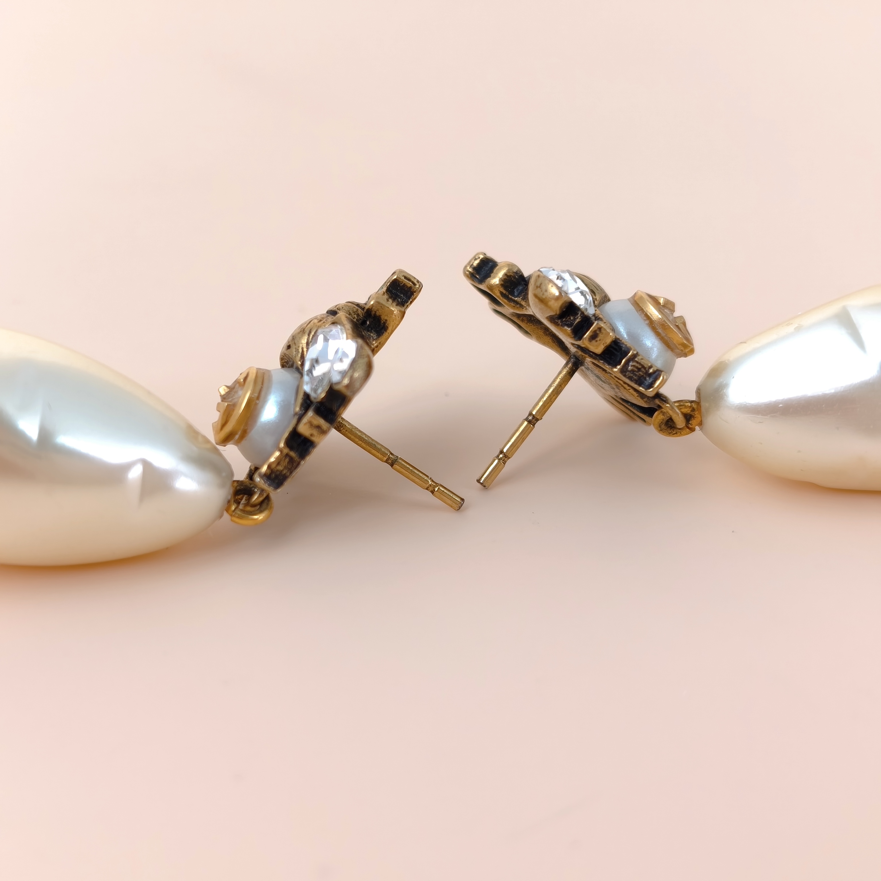 GUCCI Earrings Pearl Earrings Gold Pearl One Size — cover view 2 of 7