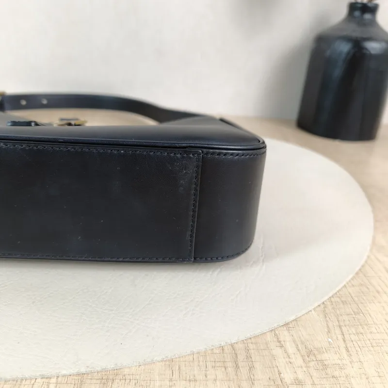 SAINT LAURENT Shoulder Bag LE 5 À 7 Black Calfskin Small23 × 6.5 × 16 cm — detail view 6 of 12