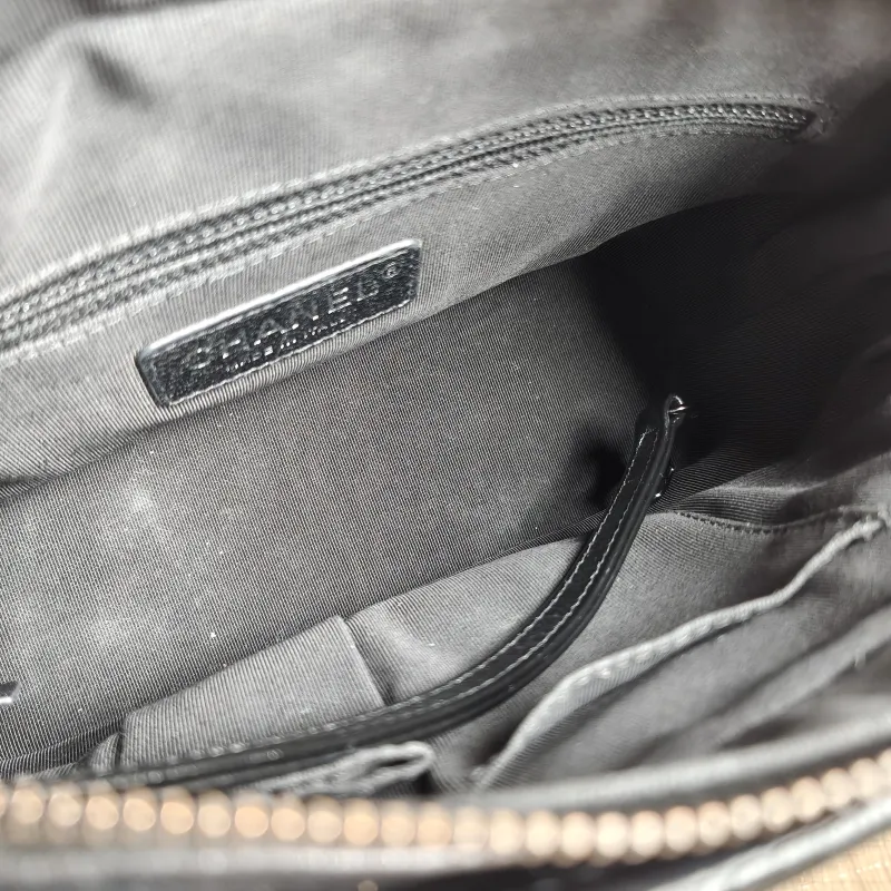 Chanel Crossbody Bag Gabrielle Gabrielle Bag Black Calfskin Small 20 × 8 × 15 cm 28 — detail view 13 of 13