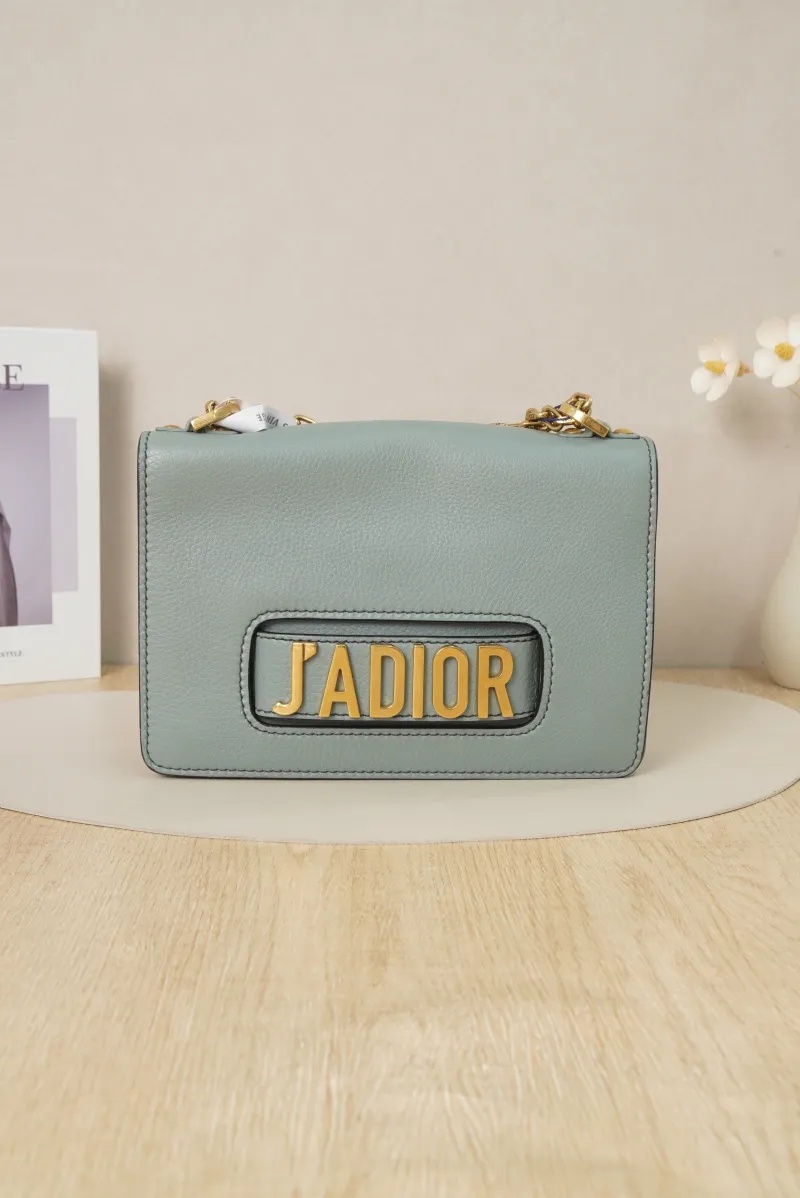 DIOR Chain Bag Calfskin17 · 25 × 6 × 16.5 cm — cover view 3 of 7