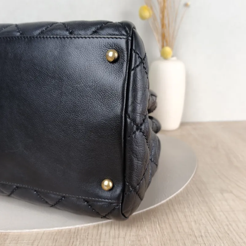 Chanel Shoulder Bag tote Black Calfskin One Size 35 × 16 × 20 cm 14 — detail view 11 of 11