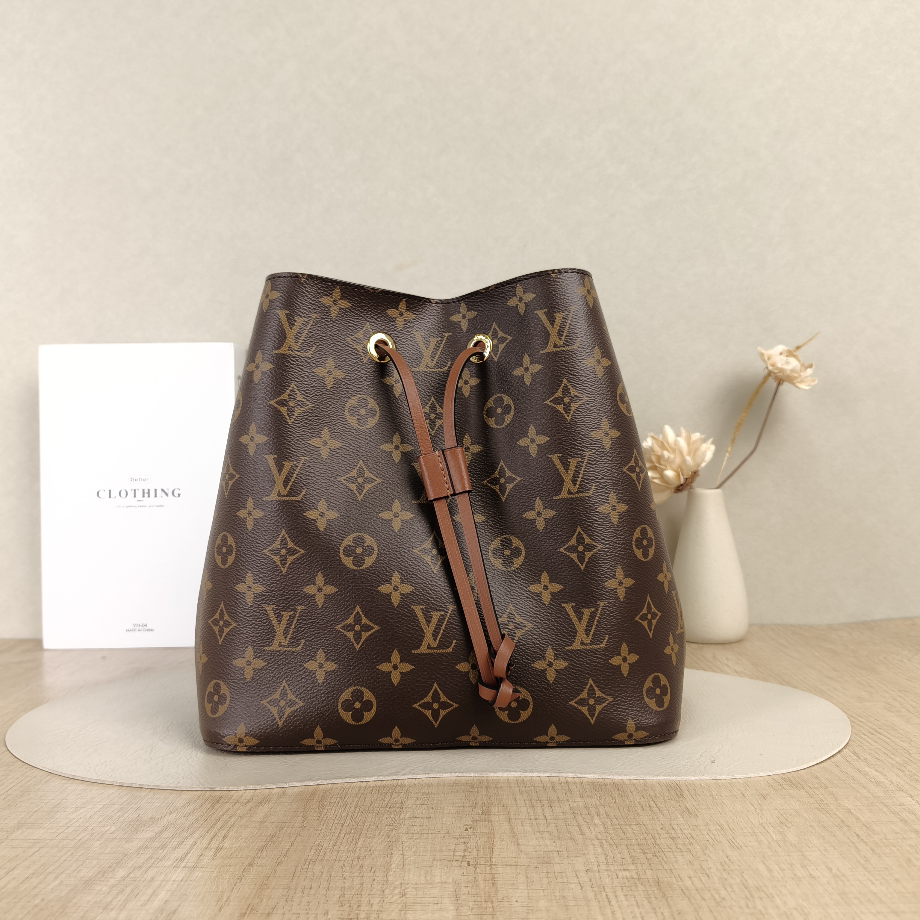 Louis Vuitton Shoulder Bag NÉONOÉ Bucket Bag Caramel PVC Medium26 × 17.5 × 26 cm