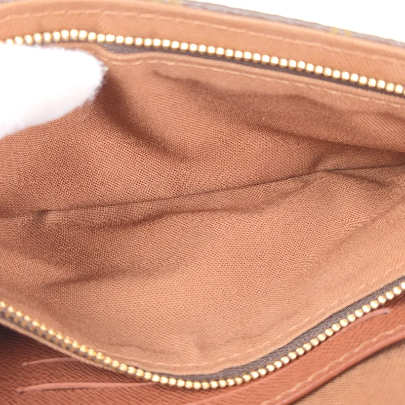 Louis Vuitton Crossbody Bag IVY Monogram PVC Small 23.5 × 4.3 × 12 cm — detail view 11 of 11