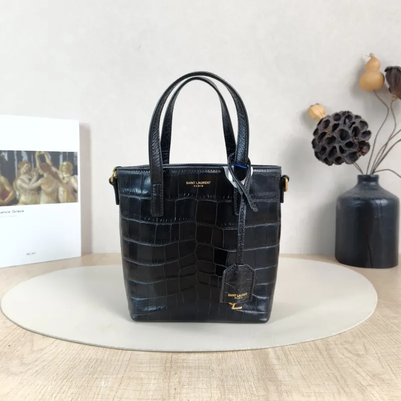 SAINT LAURENT Shoulder Bag SHOPPING Shopping Tote Black Embossed Calfskinmini18 × 8 × 17 cm